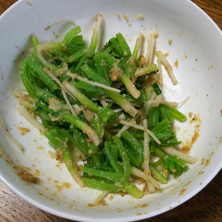 間引き大根の根のゴマ味噌和え レシピ 作り方 By 4045g 楽天レシピ 間引き大根の根のゴマ味噌和え レシピ 作り方 By 4045g 楽天レシピ